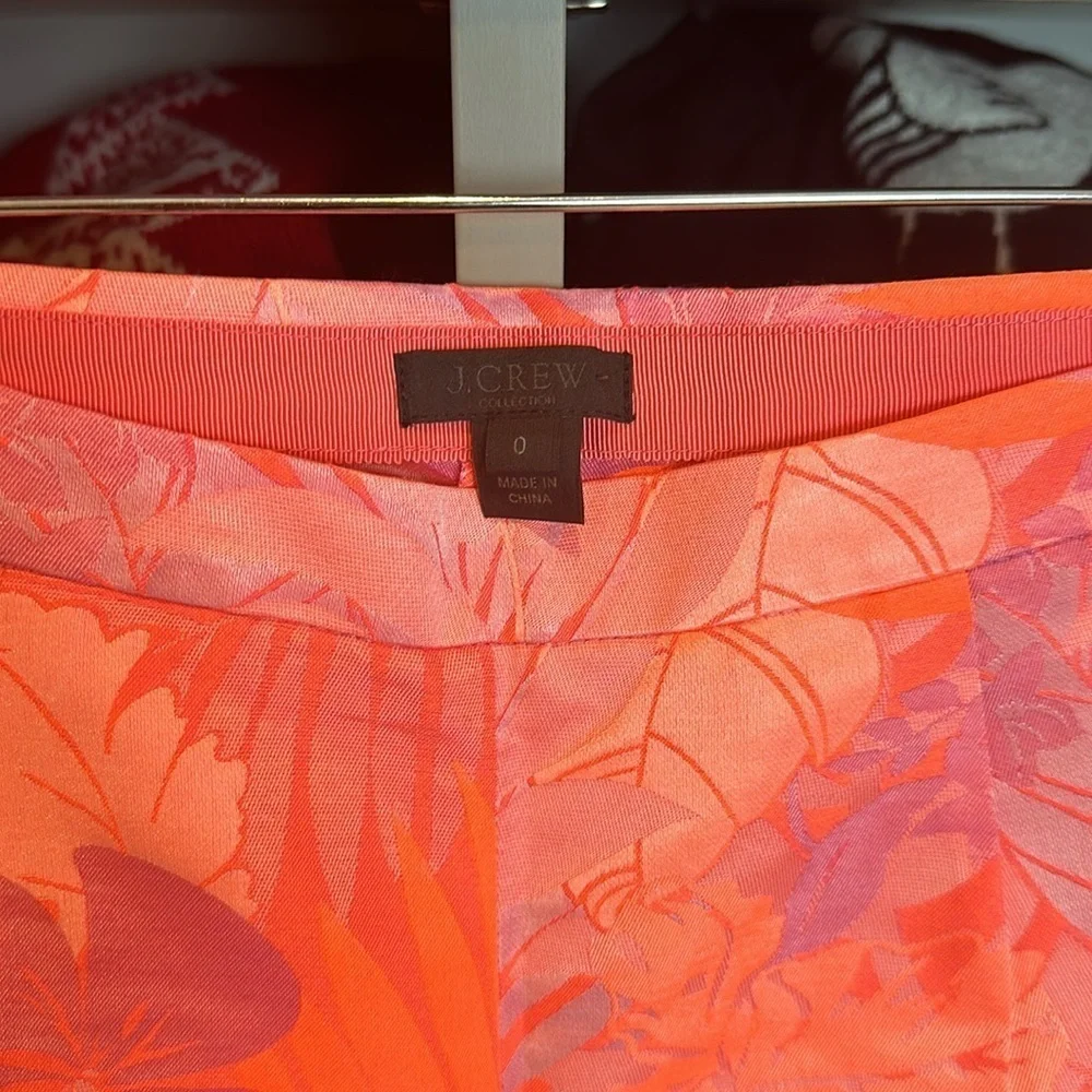 J Crew fluorescent orange and purple flowers 2 1/2” shorts size 0